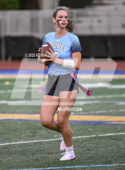 Thumbnail 2 in Pope vs. Marist photogallery.