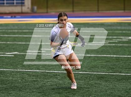 Thumbnail 3 in Pope vs. Marist photogallery.