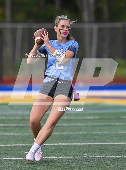 Thumbnail 2 in Pope vs. Marist photogallery.