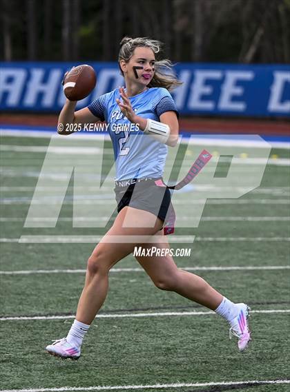 Thumbnail 2 in Pope vs. Marist photogallery.