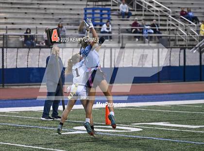 Thumbnail 3 in Pope vs. Marist photogallery.