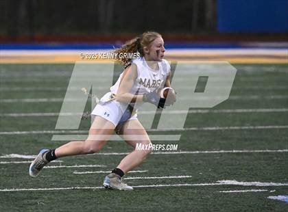 Thumbnail 3 in Pope vs. Marist photogallery.