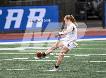 Thumbnail 2 in Pope vs. Marist photogallery.