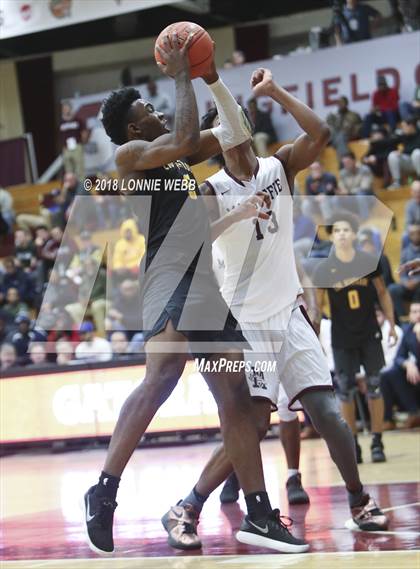 Thumbnail 3 in MacDuffie vs. CBD Montverde Academy (Spalding Hoophall Classic) photogallery.