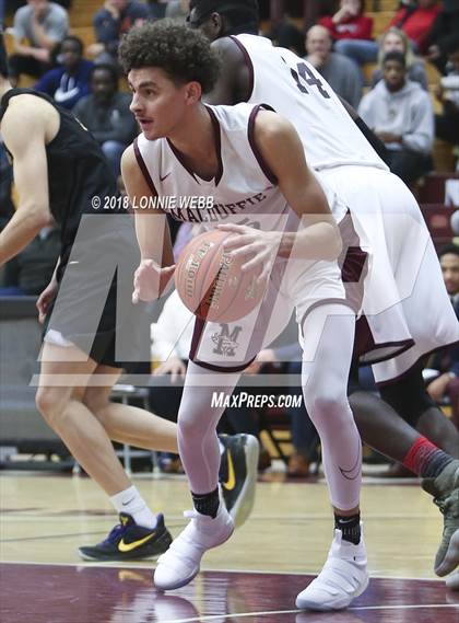 Thumbnail 2 in MacDuffie vs. CBD Montverde Academy (Spalding Hoophall Classic) photogallery.
