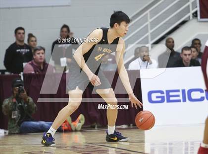 Thumbnail 3 in MacDuffie vs. CBD Montverde Academy (Spalding Hoophall Classic) photogallery.
