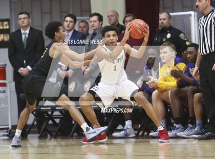 Thumbnail 3 in MacDuffie vs. CBD Montverde Academy (Spalding Hoophall Classic) photogallery.