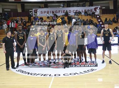 Thumbnail 1 in MacDuffie vs. CBD Montverde Academy (Spalding Hoophall Classic) photogallery.