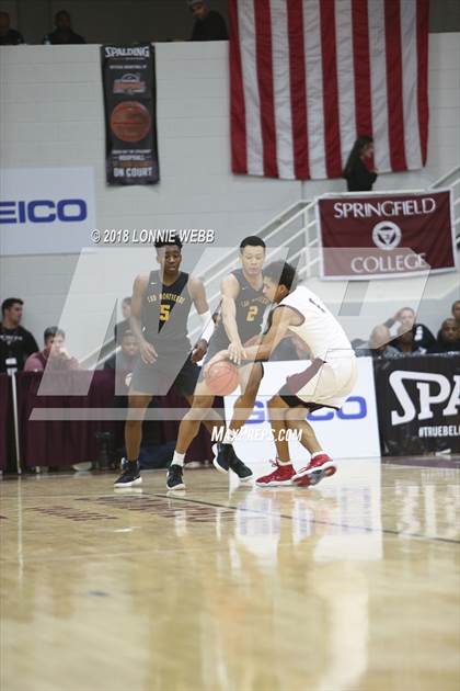 Thumbnail 1 in MacDuffie vs. CBD Montverde Academy (Spalding Hoophall Classic) photogallery.