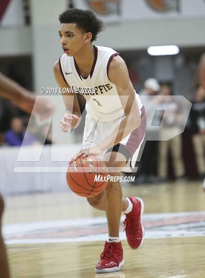 Thumbnail 1 in MacDuffie vs. CBD Montverde Academy (Spalding Hoophall Classic) photogallery.