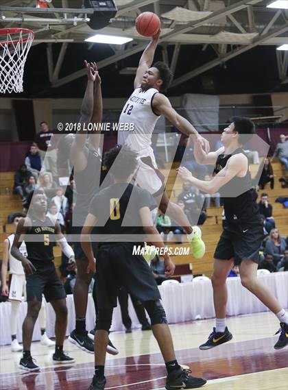 Thumbnail 1 in MacDuffie vs. CBD Montverde Academy (Spalding Hoophall Classic) photogallery.