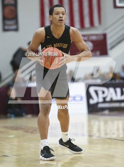Thumbnail 2 in MacDuffie vs. CBD Montverde Academy (Spalding Hoophall Classic) photogallery.