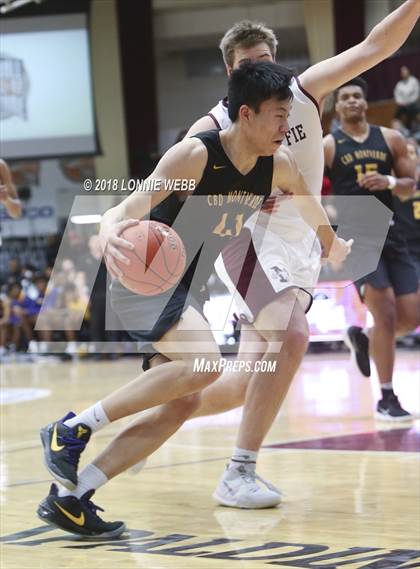 Thumbnail 3 in MacDuffie vs. CBD Montverde Academy (Spalding Hoophall Classic) photogallery.