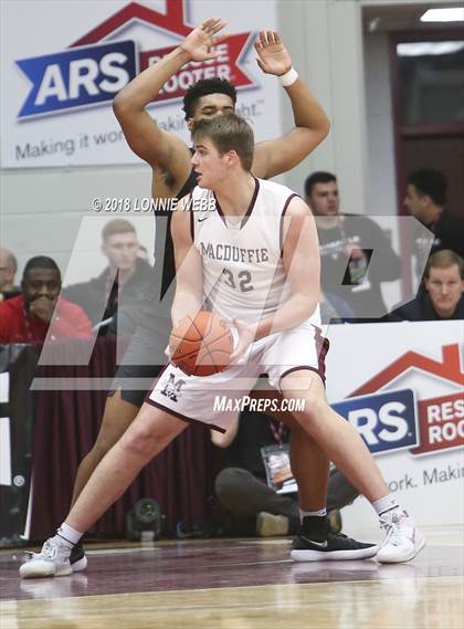 Thumbnail 1 in MacDuffie vs. CBD Montverde Academy (Spalding Hoophall Classic) photogallery.