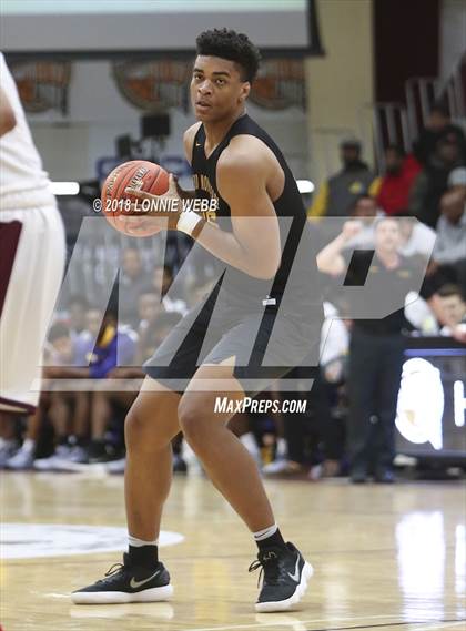 Thumbnail 1 in MacDuffie vs. CBD Montverde Academy (Spalding Hoophall Classic) photogallery.