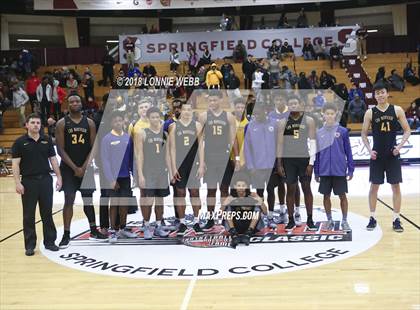 Thumbnail 3 in MacDuffie vs. CBD Montverde Academy (Spalding Hoophall Classic) photogallery.