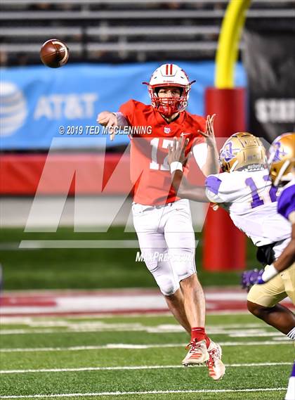 Thumbnail 2 in Osceola vs. Harding Academy (AAA 3A State Final) photogallery.