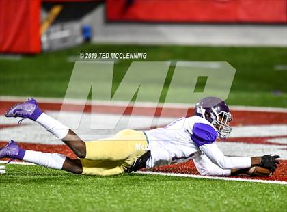 Thumbnail 3 in Osceola vs. Harding Academy (AAA 3A State Final) photogallery.