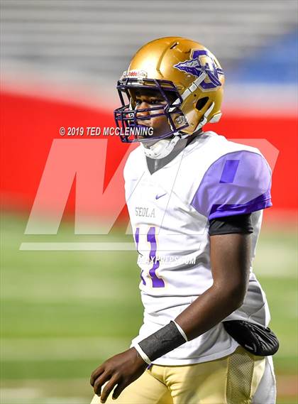 Thumbnail 1 in Osceola vs. Harding Academy (AAA 3A State Final) photogallery.