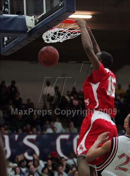 Thumbnail 3 in Salesian vs. St. Mary's photogallery.