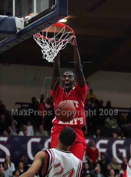 Thumbnail 3 in Salesian vs. St. Mary's photogallery.