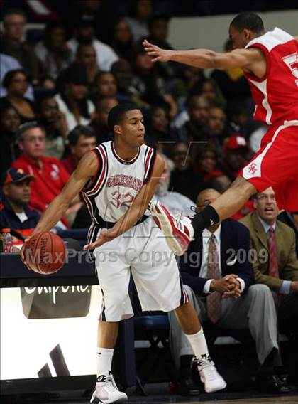 Thumbnail 3 in Salesian vs. St. Mary's photogallery.