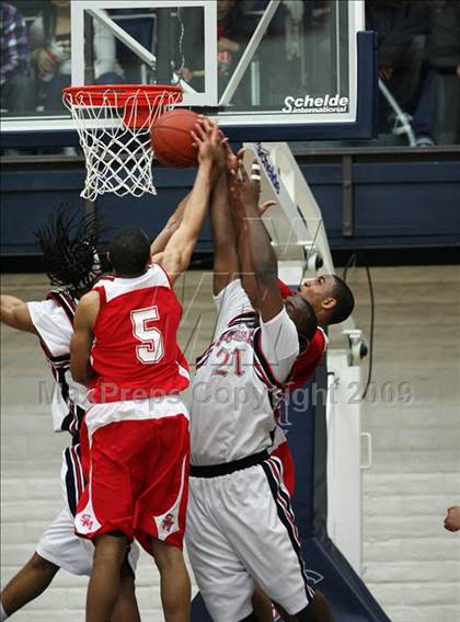 Thumbnail 3 in Salesian vs. St. Mary's photogallery.
