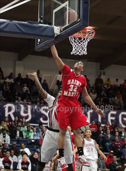 Thumbnail 3 in Salesian vs. St. Mary's photogallery.