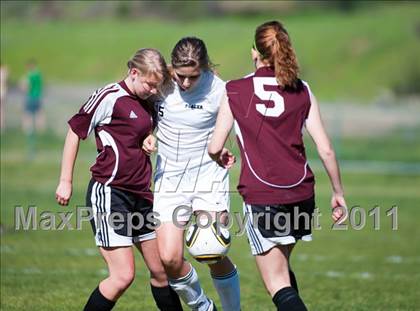 Thumbnail 3 in Bear River @ Placer photogallery.