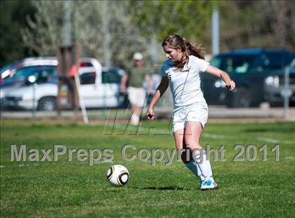 Thumbnail 2 in Bear River @ Placer photogallery.