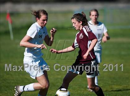 Thumbnail 3 in Bear River @ Placer photogallery.