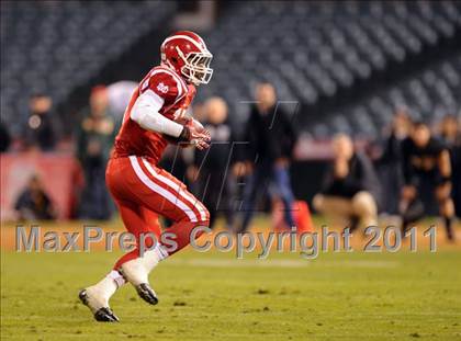 Thumbnail 3 in Mater Dei vs. Servite photogallery.