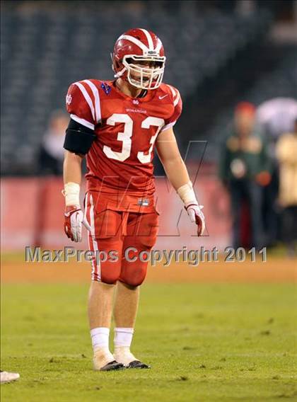 Thumbnail 2 in Mater Dei vs. Servite photogallery.
