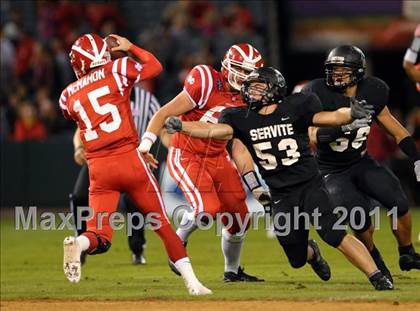 Thumbnail 3 in Mater Dei vs. Servite photogallery.