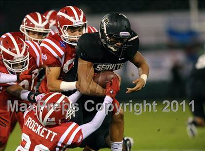 Thumbnail 3 in Mater Dei vs. Servite photogallery.