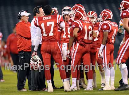 Thumbnail 3 in Mater Dei vs. Servite photogallery.