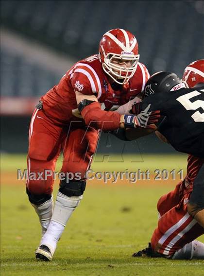 Thumbnail 3 in Mater Dei vs. Servite photogallery.