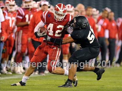 Thumbnail 1 in Mater Dei vs. Servite photogallery.