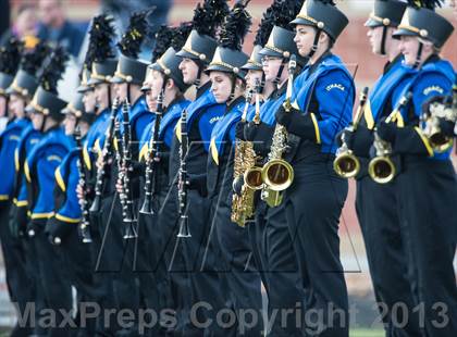 Thumbnail 2 in Ithaca vs. Negaunee (MHSAA Region 1 Division 6 Final) photogallery.