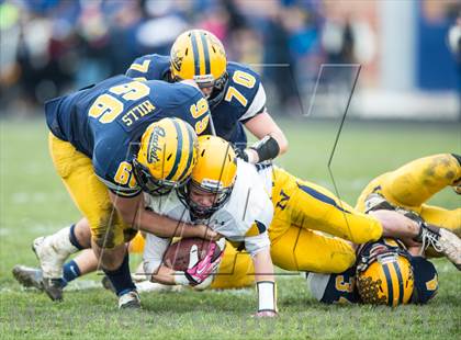 Thumbnail 3 in Ithaca vs. Negaunee (MHSAA Region 1 Division 6 Final) photogallery.