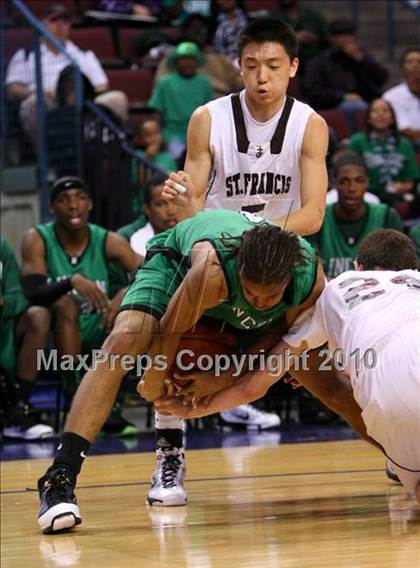 Thumbnail 3 in Lincoln vs. St. Francis (CIF State D2 Final) photogallery.