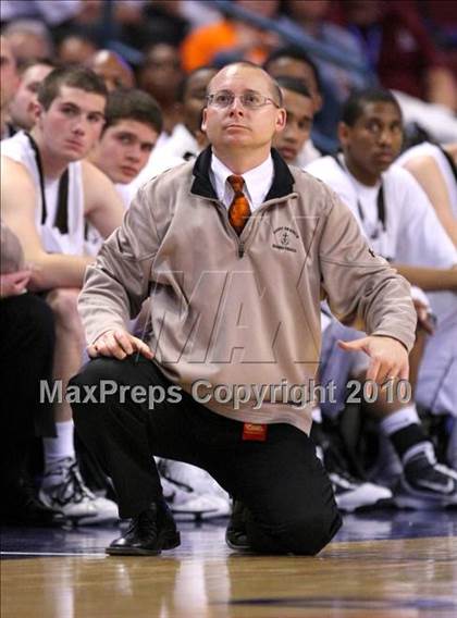 Thumbnail 1 in Lincoln vs. St. Francis (CIF State D2 Final) photogallery.