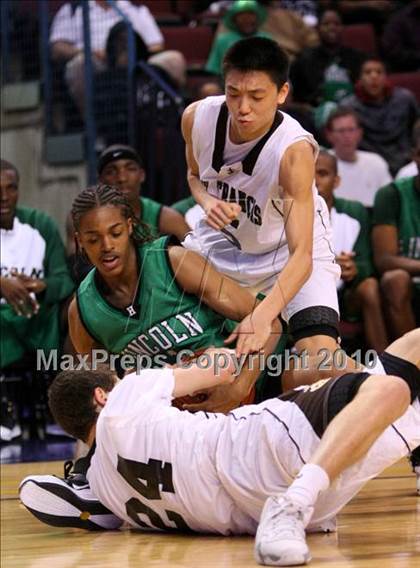 Thumbnail 2 in Lincoln vs. St. Francis (CIF State D2 Final) photogallery.
