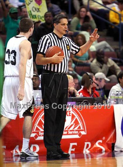 Thumbnail 2 in Lincoln vs. St. Francis (CIF State D2 Final) photogallery.