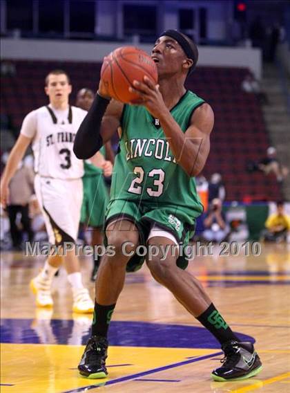 Thumbnail 2 in Lincoln vs. St. Francis (CIF State D2 Final) photogallery.