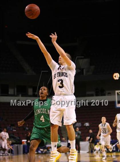 Thumbnail 3 in Lincoln vs. St. Francis (CIF State D2 Final) photogallery.