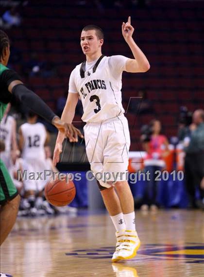 Thumbnail 1 in Lincoln vs. St. Francis (CIF State D2 Final) photogallery.