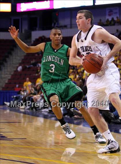 Thumbnail 2 in Lincoln vs. St. Francis (CIF State D2 Final) photogallery.