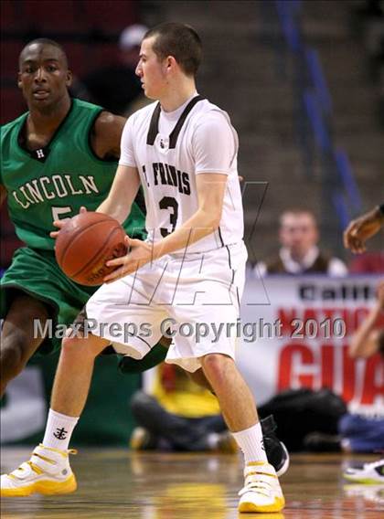 Thumbnail 1 in Lincoln vs. St. Francis (CIF State D2 Final) photogallery.