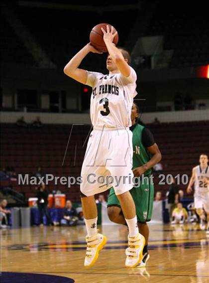 Thumbnail 1 in Lincoln vs. St. Francis (CIF State D2 Final) photogallery.